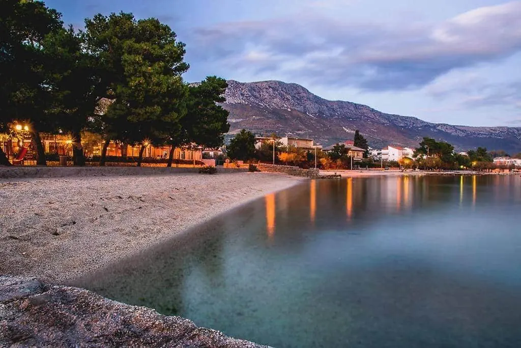 Olea Daire Kastela